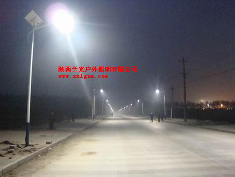 陜西太陽(yáng)能路燈 陜西太陽(yáng)能路燈